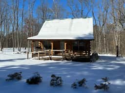 The Calming Cabin — Peaceful Getaway, Park-Like Setting, and Area Adventures - Image 3